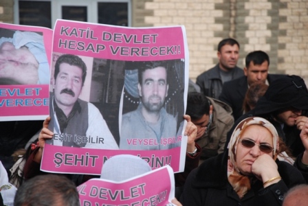 geverdeki katliam dort bir yanda protesto edildi