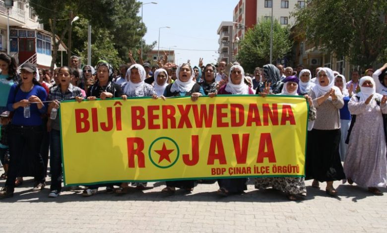 b4f510c6e0ce48b8223250b16bb60ec9 dyb-12-08-13-cinar-rojava-yuruyus2