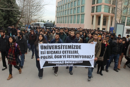 Eskişehirde üniversitelilerden protesto eylemi