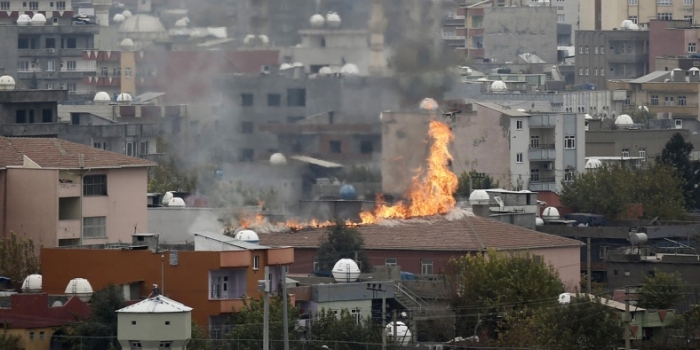 cizre de yeni bir vahset bodrumu daha 25 kisi yakilarak katledildi