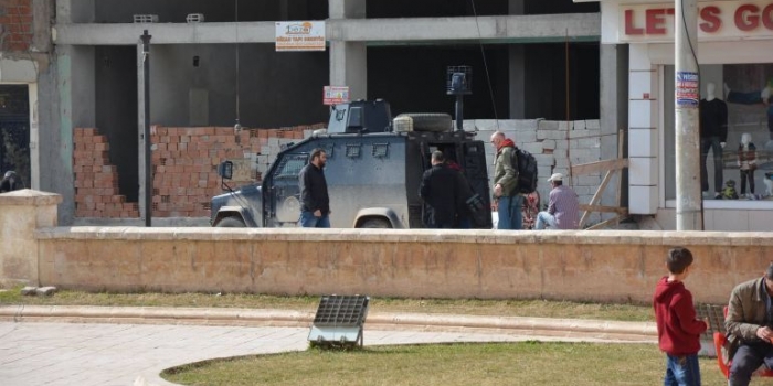 nusaybin de siyasi haber muhabiri gozaltina alindi