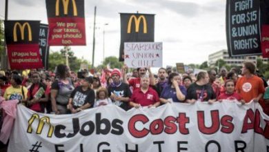 İşçiler McDonals genel merkezini işgal ettiler