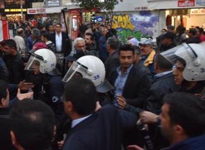 izmir de hdp lilerin eylemine polis mudahalesi 55 gozalti 1242233