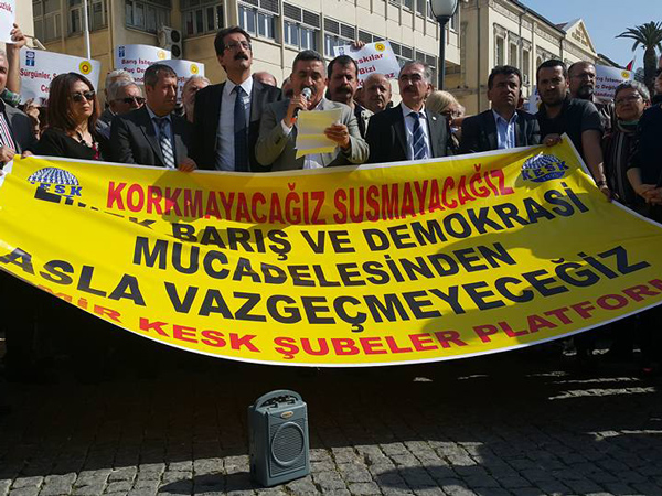 İzmirde Eğitim Sene Yönelik Göz Altılar Devam Ediyor